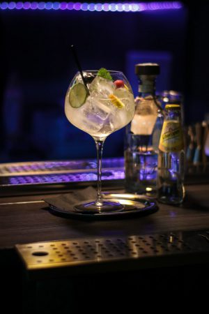 GIN TONIC